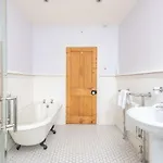 Charming Base For 5 Guests Near Bishy Rd In - Pass The Keys Apartment *