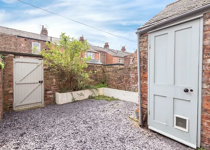 Charming Base For 5 Guests Near Bishy Rd In - Pass The Keys * York